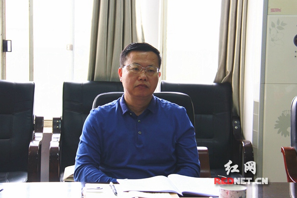 区委书记陈阁辉调研区人力资源和社会保障工作