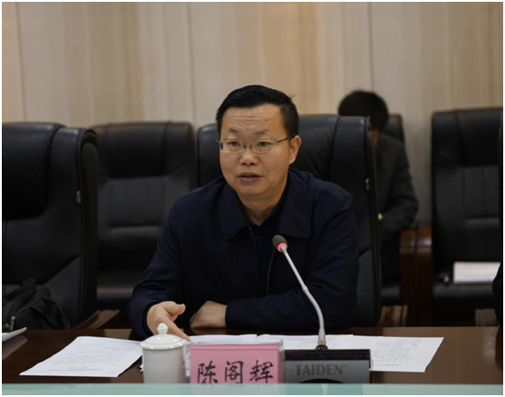 ����ǰ��������չ���л