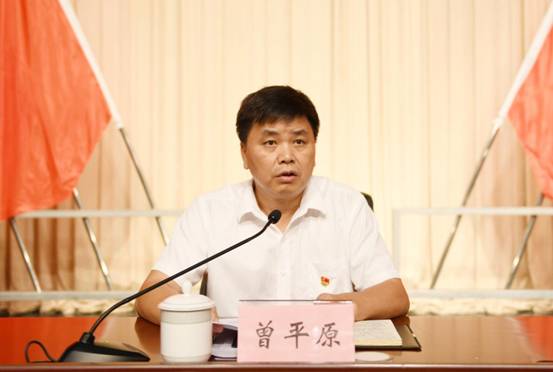 0701两优一先表彰大会(戚壮波) (1)