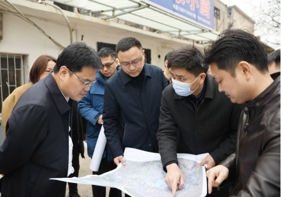 李美云调研城区渍水点整治工作