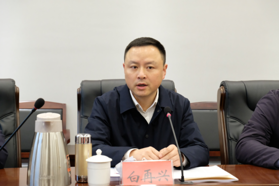 我区召开街道（乡）主任（乡长）工作会议