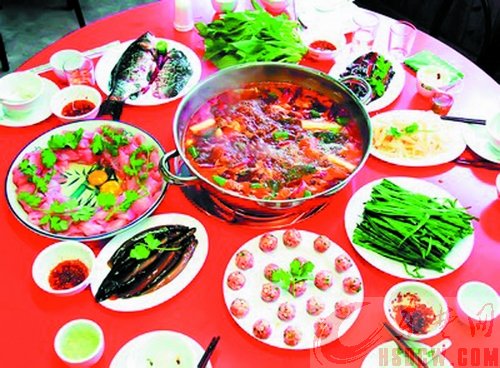 巴陵全鱼席
