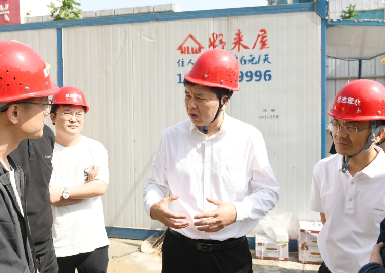 曾平原深入一线督导旅发大会项目建设工作‌