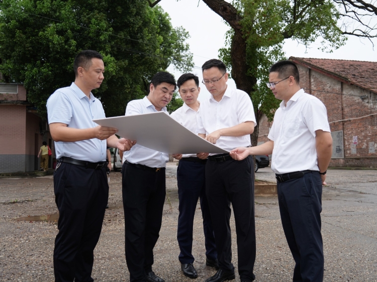 中国城市科学规划设计研究院院长方明来我区调研城市更新规划工作